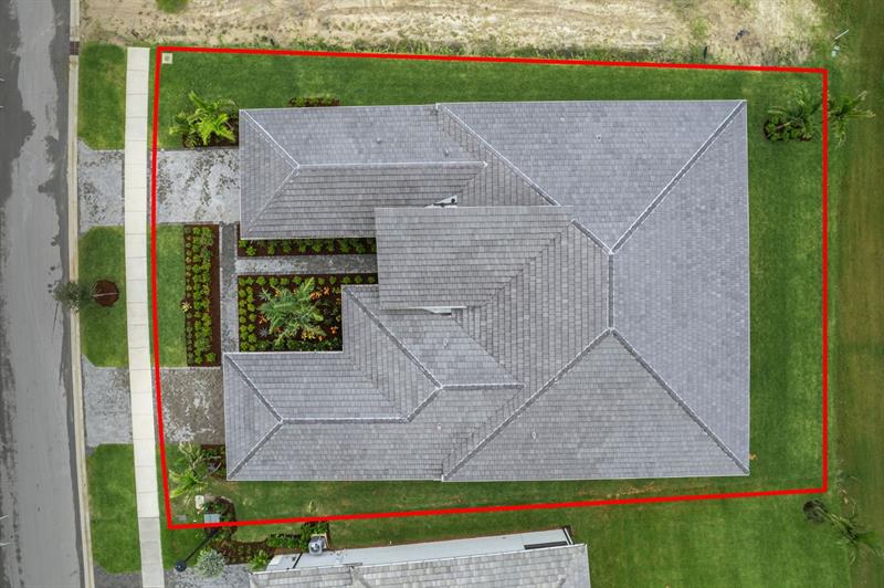 Image 40 of 44 For 9187 Shinnecock Drive