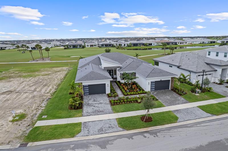 Image 41 of 44 For 9187 Shinnecock Drive