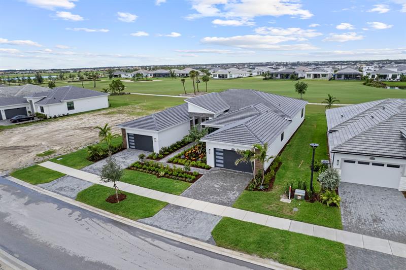 Image 42 of 44 For 9187 Shinnecock Drive