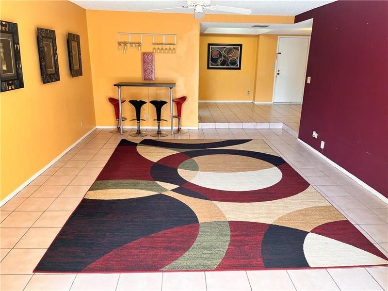 Image 6 of 15 For 3690 Inverrary Dr  2c