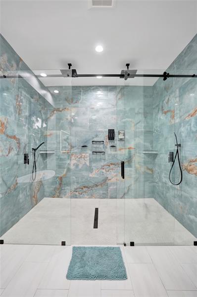 Image 36 of 77 For 1712 Vestal Dr