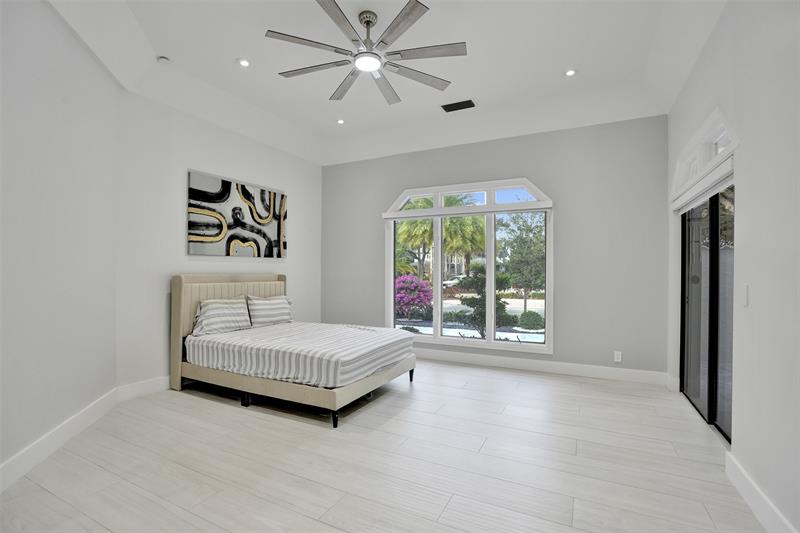 Image 44 of 77 For 1712 Vestal Dr