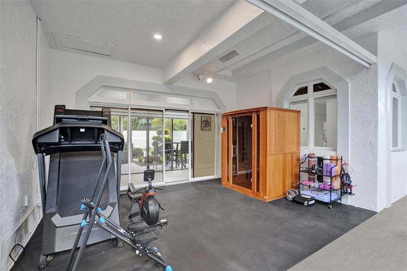 Image 70 of 77 For 1712 Vestal Dr