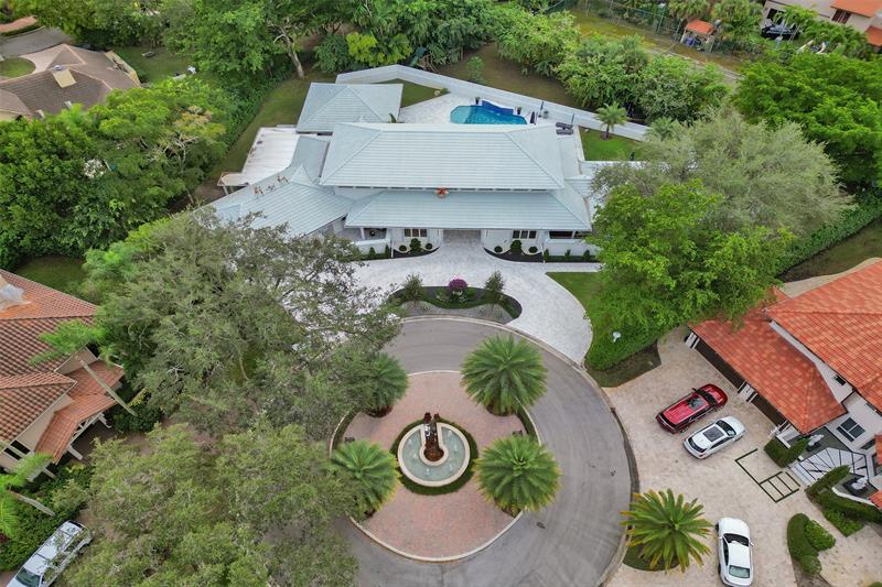 Image 74 of 77 For 1712 Vestal Dr