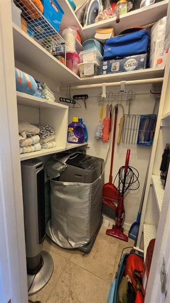 Image 27 of 31 For 1030 11th St 5m