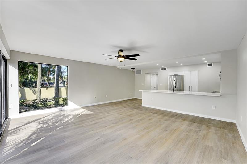 Image 21 of 35 For 1100 5th Ct  1