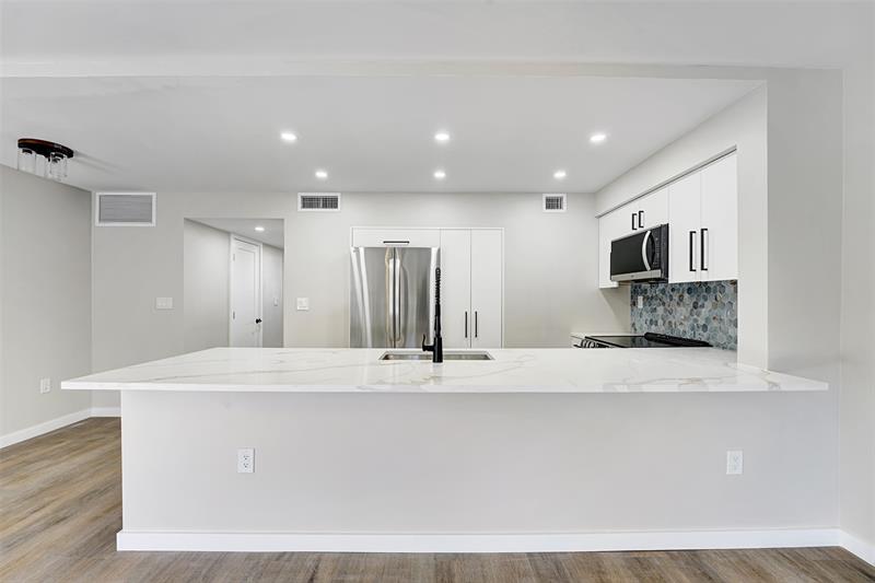 Image 9 of 35 For 1100 5th Ct  1