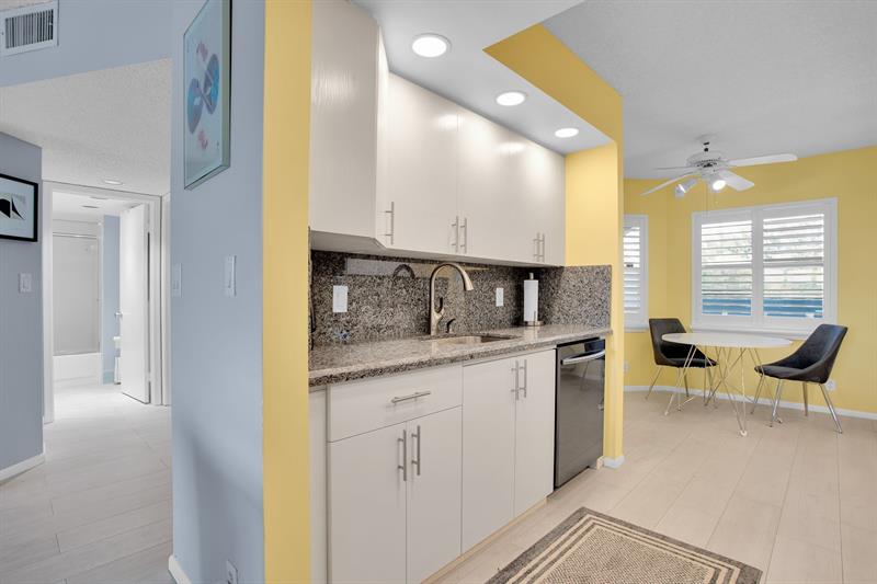 Image 11 of 23 For 1702 Andros Isle  D4