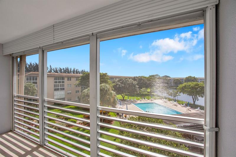 Image 21 of 23 For 1702 Andros Isle  D4