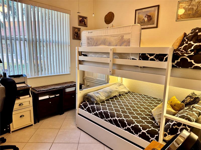 Image 15 of 31 For 8736 Bellido Cir