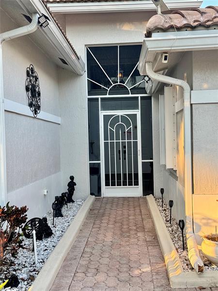 Image 29 of 31 For 8736 Bellido Cir