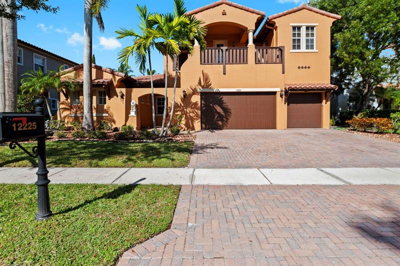 Details for 12225 71st St, Parkland, FL 33076