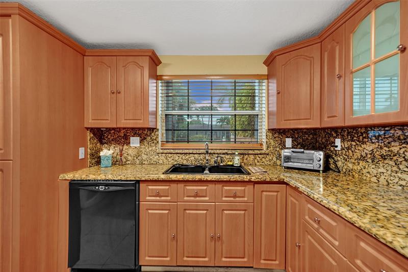 Image 17 of 57 For 2542 Marathon Ln