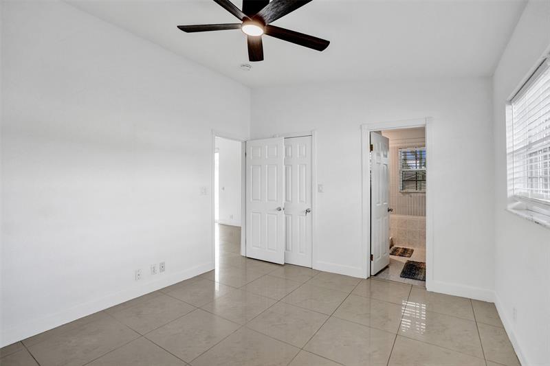 Image 8 of 57 For 2542 Marathon Ln