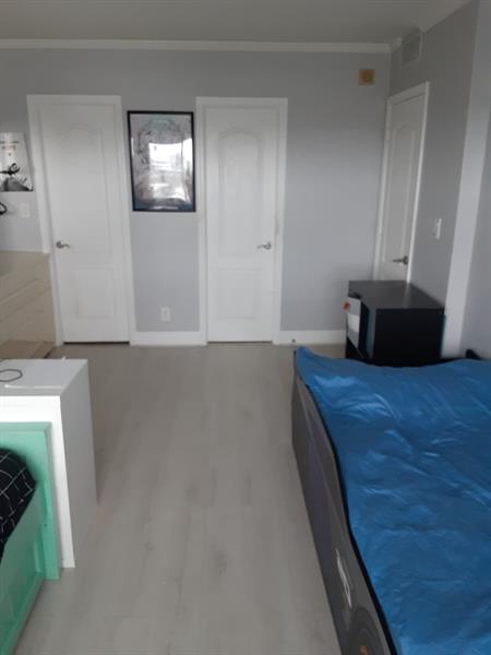 Image 11 of 16 For 2900 30th St  G8