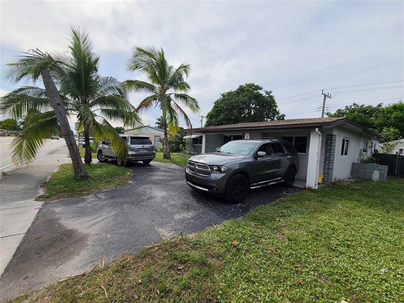 Image 6 of 26 For 4711 Andrews Ave