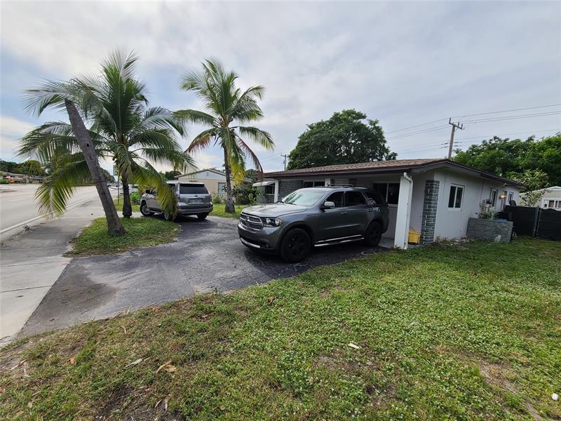 Image 7 of 26 For 4711 Andrews Ave