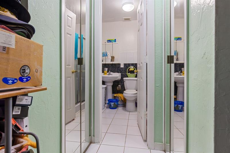 Image 37 of 37 For 17211 119th Ct