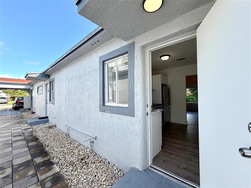 Details for 614 3rd St 3, Hallandale Beach, FL 33009