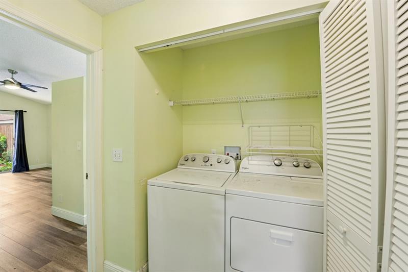 Image 13 of 33 For 7330 Flores Way