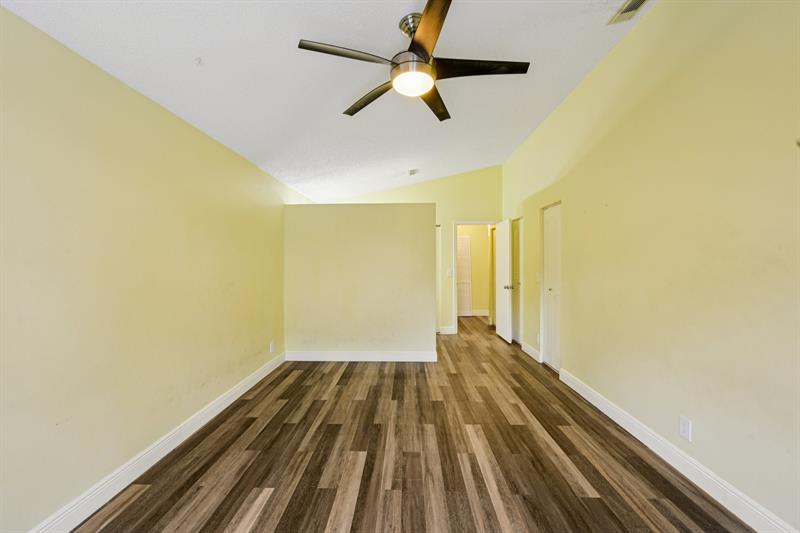 Image 15 of 33 For 7330 Flores Way