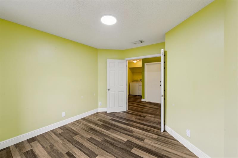 Image 24 of 33 For 7330 Flores Way