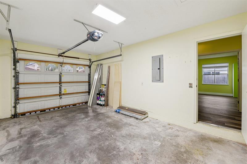 Image 27 of 33 For 7330 Flores Way