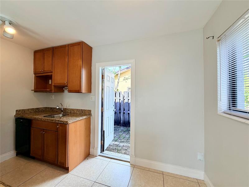 Image 10 of 16 For 1023 1st Ave  1