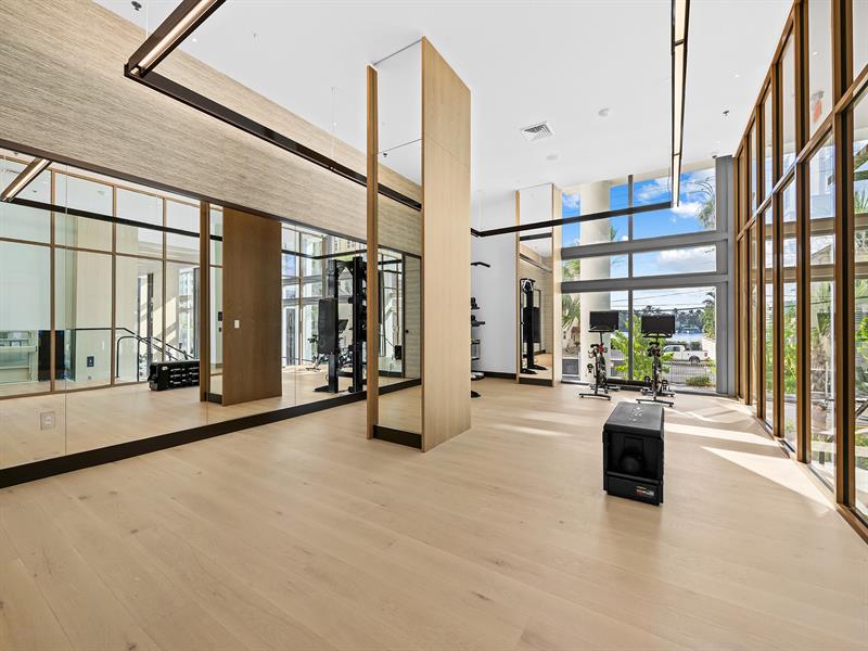 Image 42 of 58 For 151 Seabreeze Blvd  1904-e