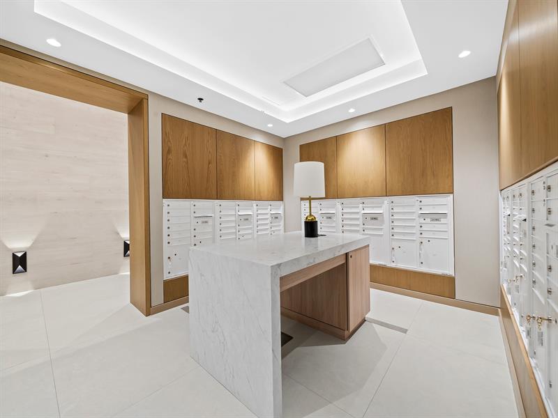 Image 59 of 67 For 151 Seabreeze Blvd  1904-e