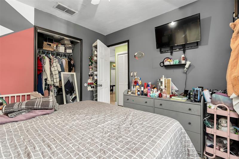 Image 10 of 24 For 531 61st St  