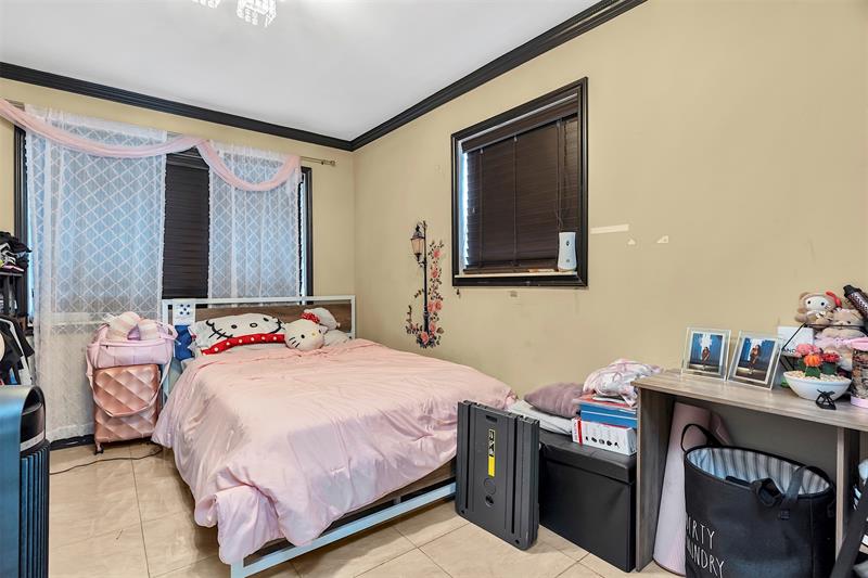 Image 16 of 24 For 531 61st St  