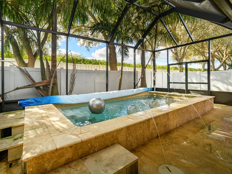 Details for 14186 32nd St, Miramar, FL 33027