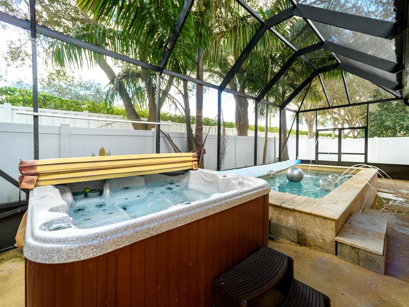 Image 22 of 23 For 14186 32nd St