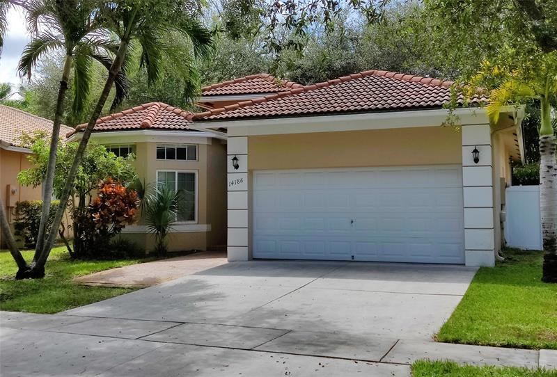 Image 5 of 23 For 14186 32nd St