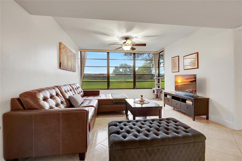 Image 2 of 41 For 1502 Whitehall Dr  106