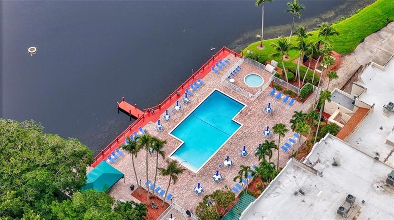 Image 37 of 41 For 1502 Whitehall Dr  106