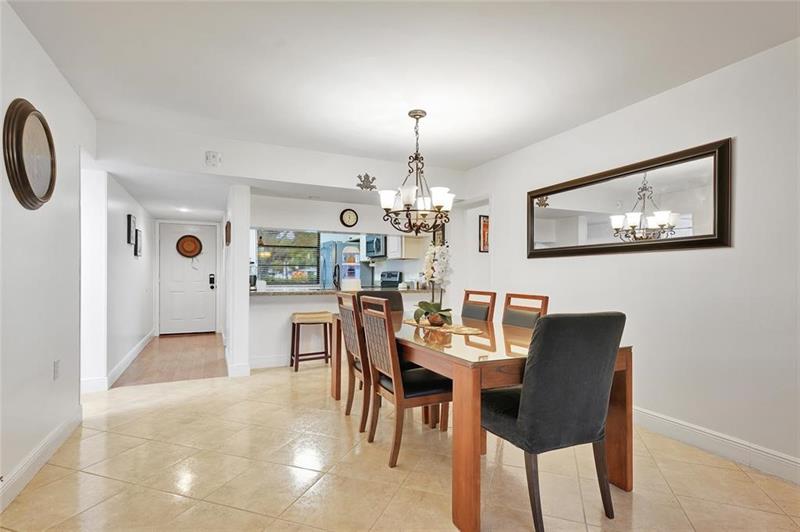 Image 6 of 41 For 1502 Whitehall Dr  106