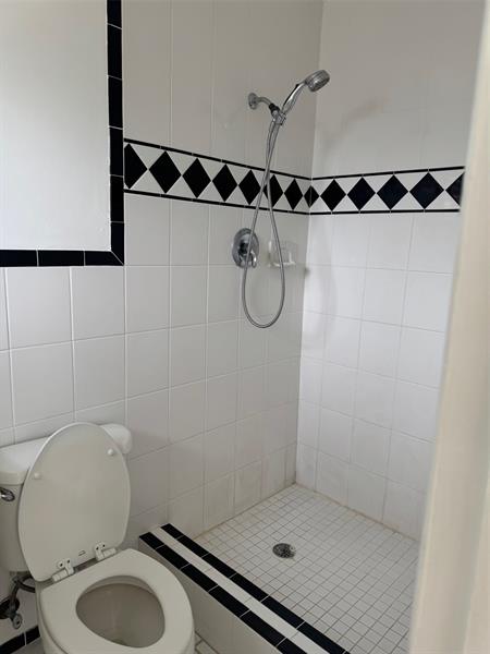 Image 12 of 33 For 439 33rd St  