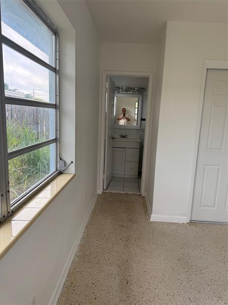 Image 15 of 33 For 439 33rd St  