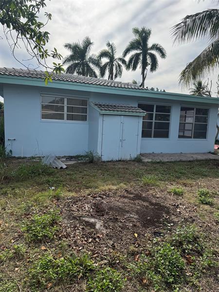 Image 3 of 33 For 439 33rd St  