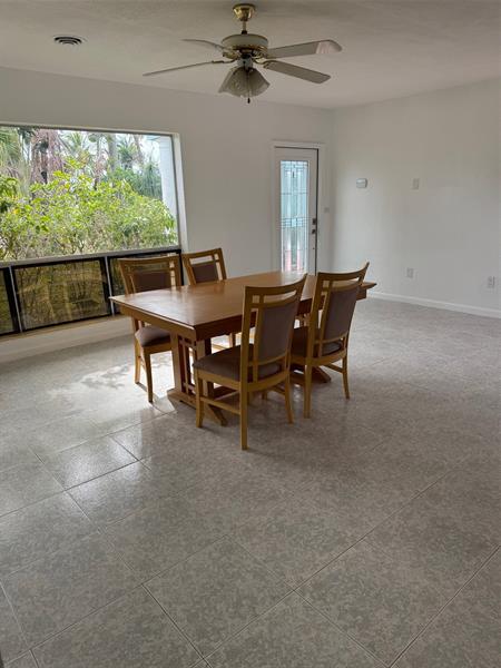 Image 6 of 33 For 439 33rd St  