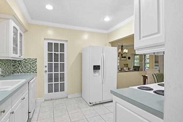 Image 17 of 33 For 54 103rd St  