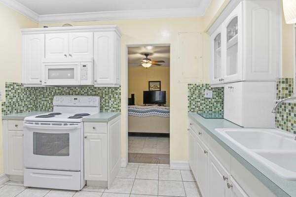 Image 18 of 33 For 54 103rd St  