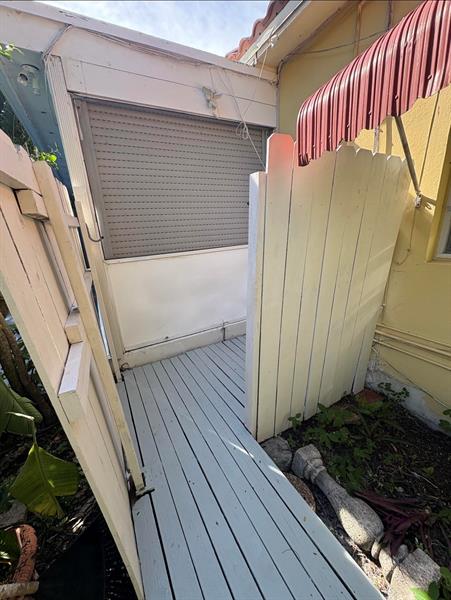 Image 28 of 33 For 54 103rd St  