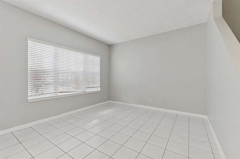 Image 4 of 23 For 6007 Red Plum Ct 465