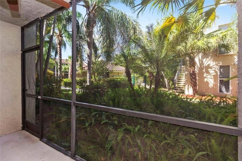 Image 12 of 13 For 5276 6th Ave  F19