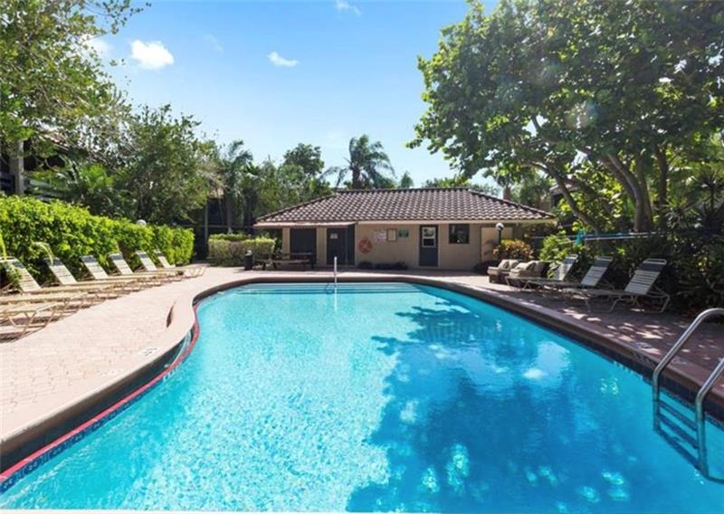 Image 13 of 13 For 5276 6th Ave  F19