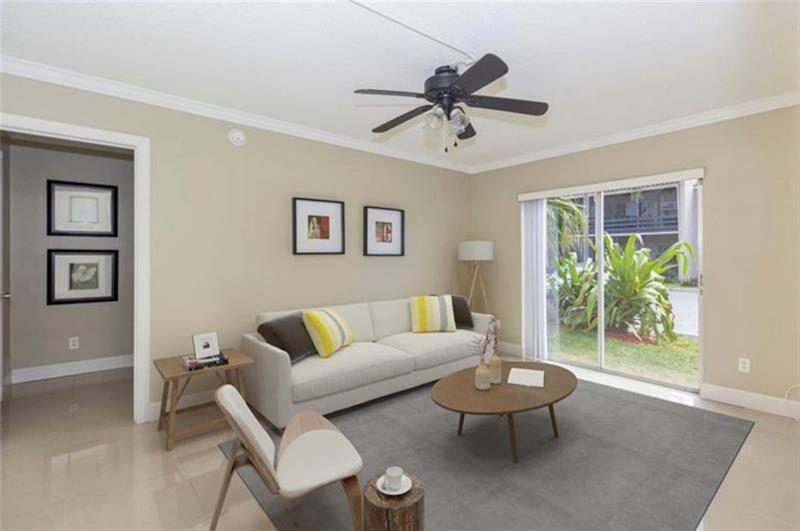 Image 5 of 13 For 5276 6th Ave  F19