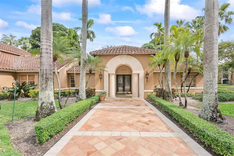 Image 23 of 32 For 4824 State Road 7 9207